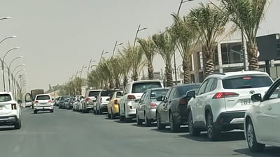 تاک و جوتیش حەلى نەکرد؛  لە گەرمیان سەرەی بەنزین هەر کۆتایی نایەت