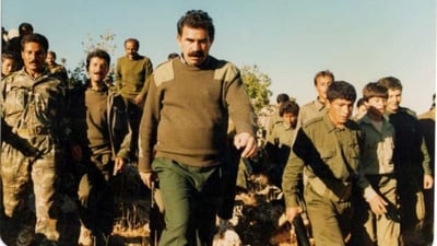 إعلام PKK يحتفل بقرار أوجلان: حل الحزب وإلقاء السلاح