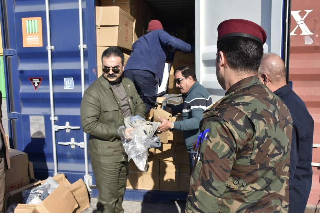 مخبأة خلف أقمشة.. إحباط تهريب أدوية ومستلزمات طبية عبر ميناء أم قصر