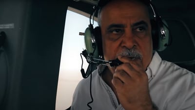 فيديو “غير مفهوم”.. رشيد فليح يطير فوق ذي قار بحثاً عن الكويتيين