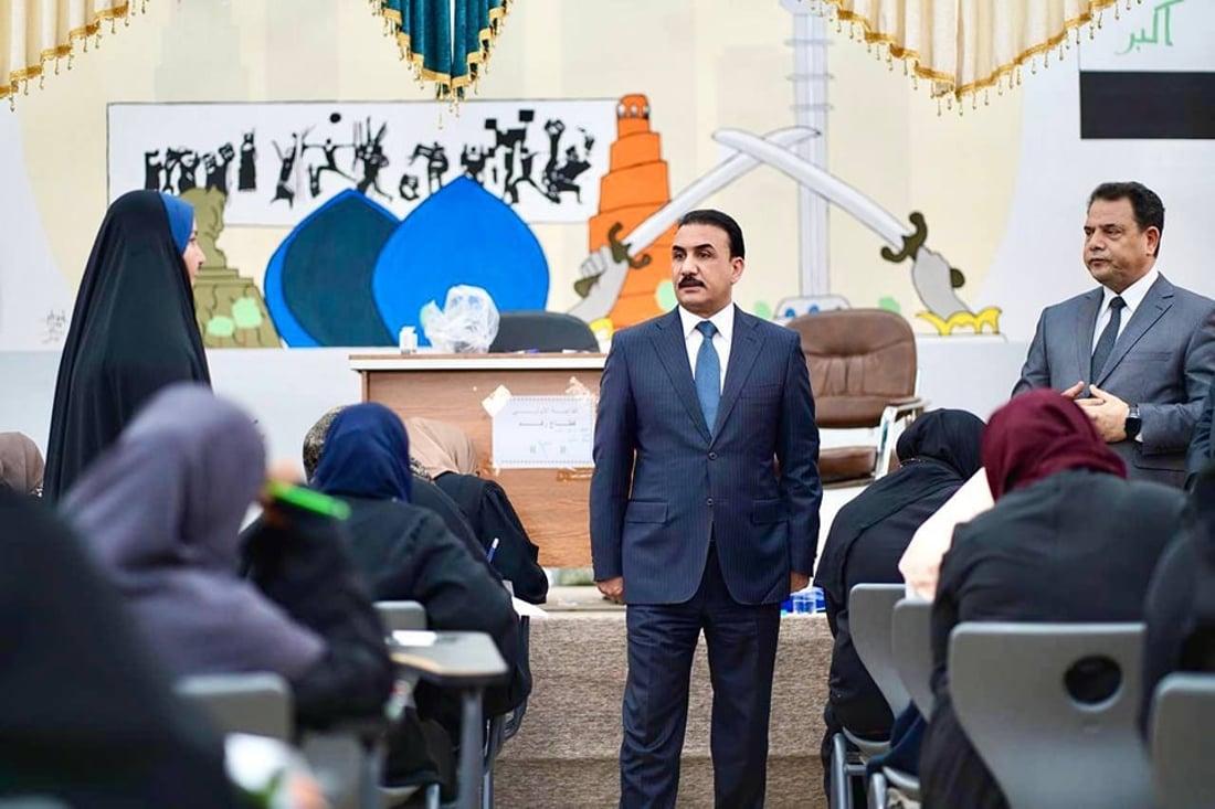 صور: وزير التربية يتفقد المراكز الامتحانية في النجف ويفتتح 8 مدارس جديدة