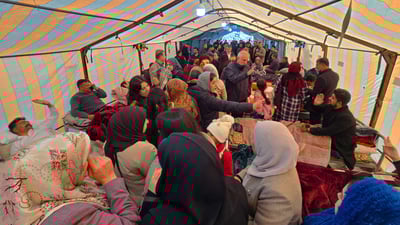 مامۆستا و فەرمانبەرانی کەلار بە پێ دەچنە سلێمانی 