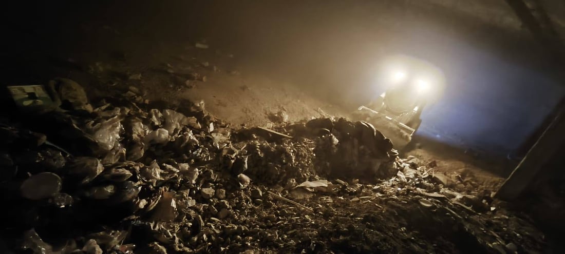 به‌مشه‌وه‌ ژێر پردى سه‌یداوه‌ى هه‌ولێر پاككرایه‌وه‌