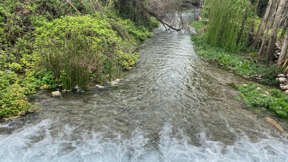 صور: المحيط الجذاب لجامع “خورمال”.. فارغ في أيام رمضان