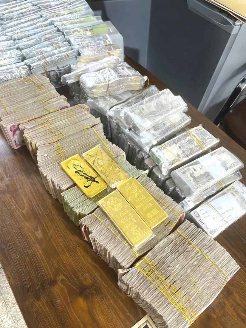 “تاهوات سوداء” تداهم منزل وكيل وزير الكهرباء وتصادر 6 مليون دولار وسبائك ذهب