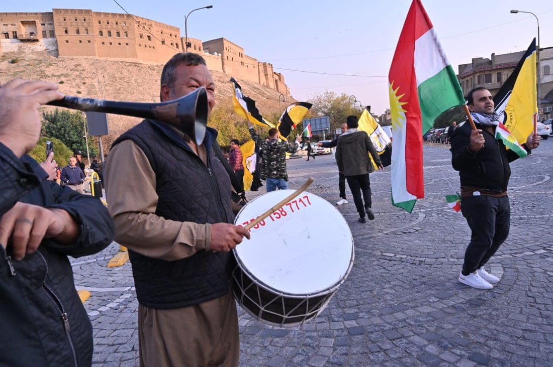 باص البصرة الخشبي في أربيل.. احتفاء كردي بخليجي 25 (فيديو)