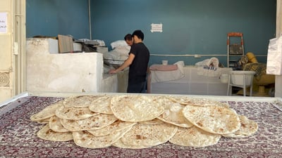 لە سلێمانی 12 سەمون و 10 نان دەکرێن بە هەزار دینار