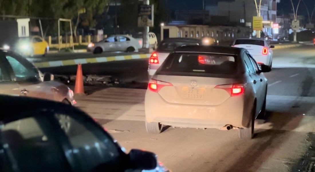 بلدية كركوك تزيح المطبات العشوائية وتستبدلها بنظامية (صور)