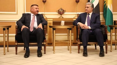 وزير الداخلية يصل إلى أربيل ويلتقي ريبر أحمد