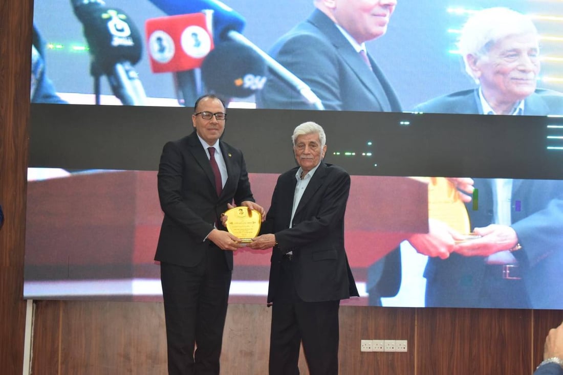 من البصرة إلى غزّة.. قصائد داعمة لفلسطين في مهرجان الشعراء الشباب