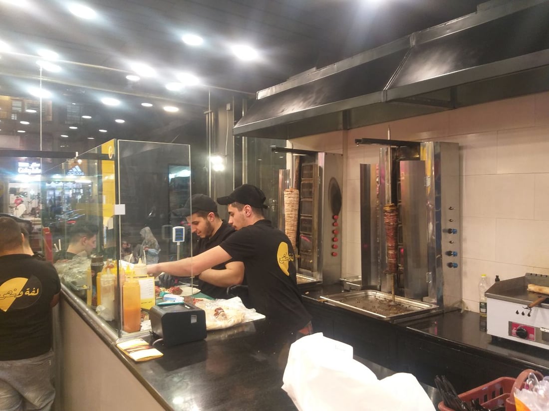 الحرية: “لفة ونص” تفتح أول فرع لها في بغداد.. بعد لبنان والكويت والسعودية