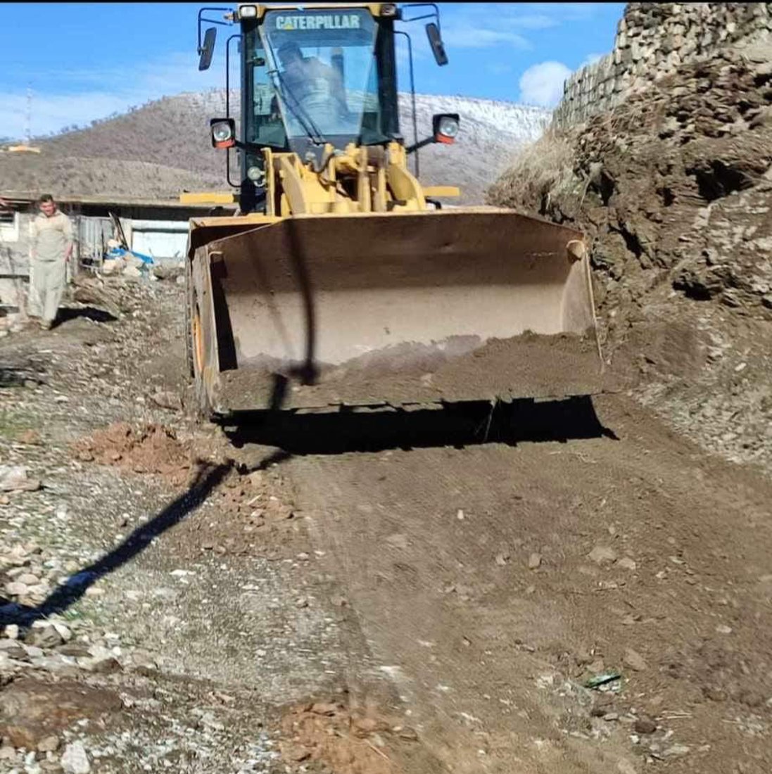 چارەسەرێکی کاتی بۆ رێگای قەڵادزێ – دارەشمانە دەکرێت