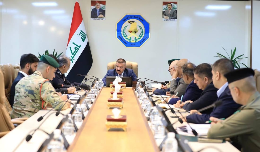 تدريب وتبادل خبرات.. لقاء وزير الداخلية مع قائد قوات الرد السريع الباكستاني