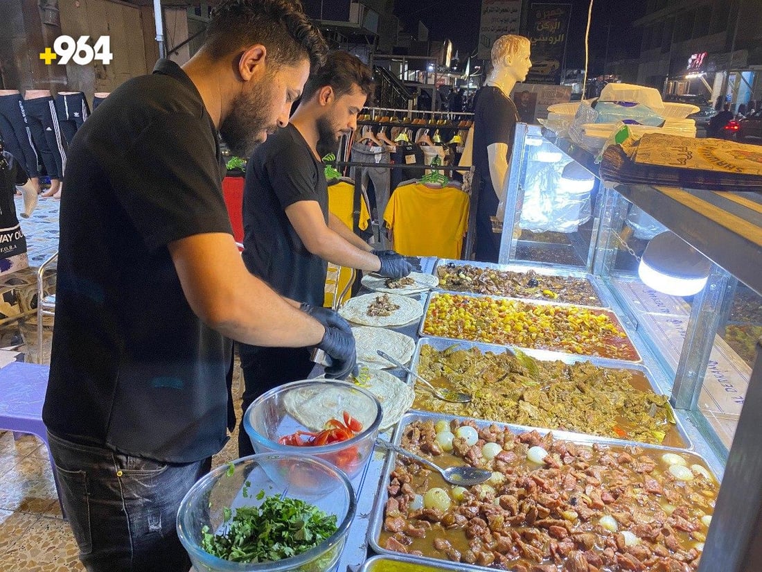 صور: أكلات شوارع أربيل وصلت إلى العمارة.. نقلها طبيب شاب مع أصدقائه