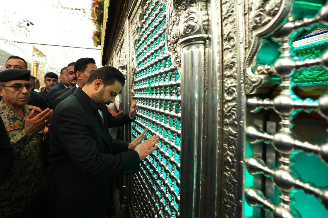 صور: الزيدي يشارك في تشييع جثمان المرجع إسحاق الفياض بمدينة الكاظمية
