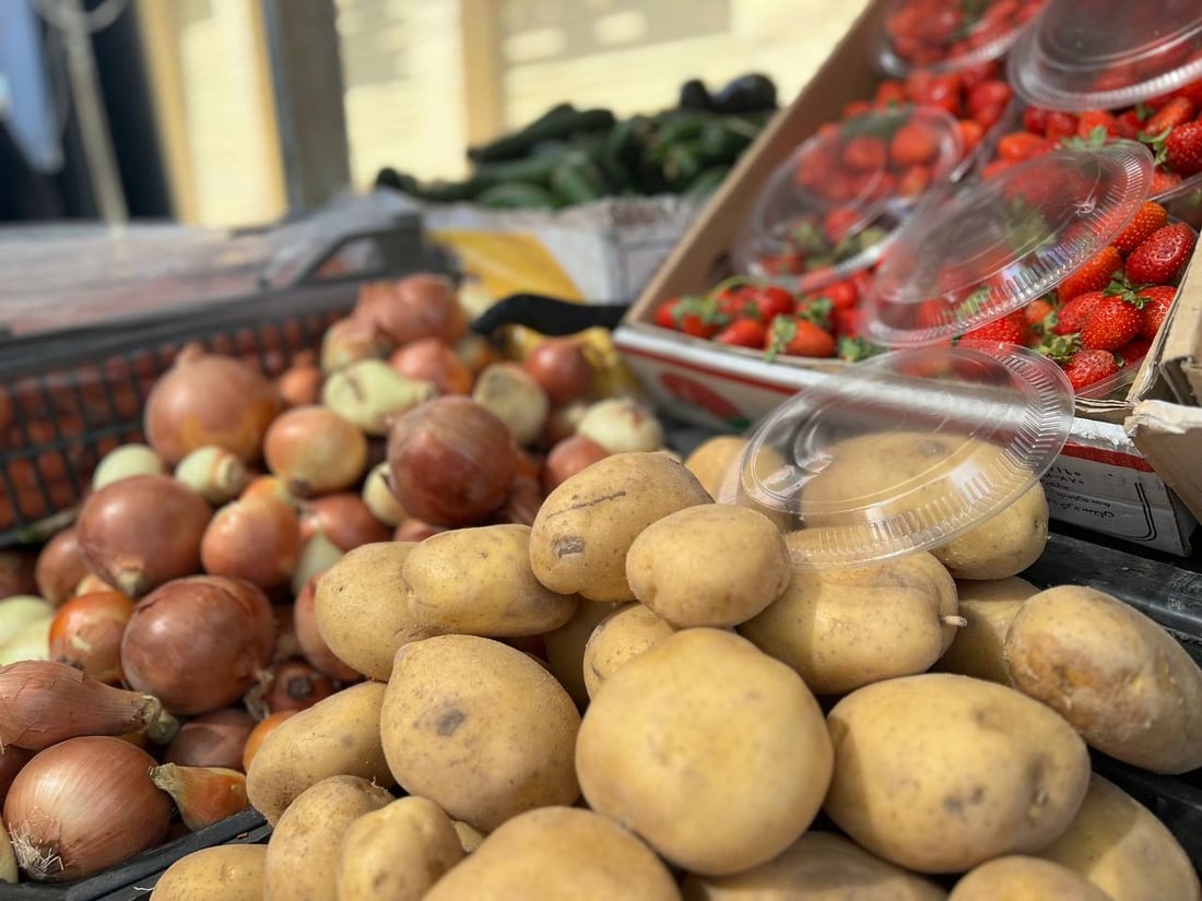 سوق الزعفرانية: الباعة ينتظرون حكومة جديدة تحسم ملف الخضروات