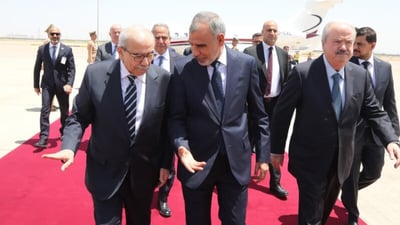 رئيس حكومة لبنان نواف سلام يصل إلى بغداد