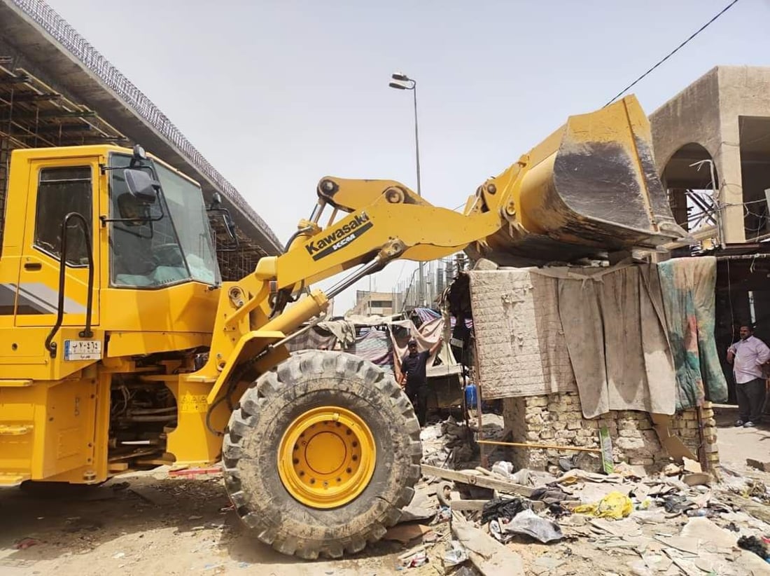 بلا تفاهم.. صور لـ”شفل” السماوة وهو يدمّر كل شيء في طريقه بعد نهاية المهلة