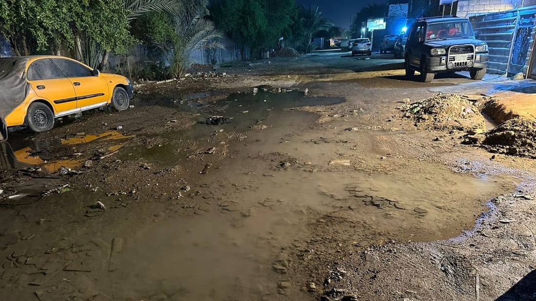 صور: المجاري طفحت قبل أول زخة مطر.. نداء عاجل من أهالي المشتل لأمانة بغداد
