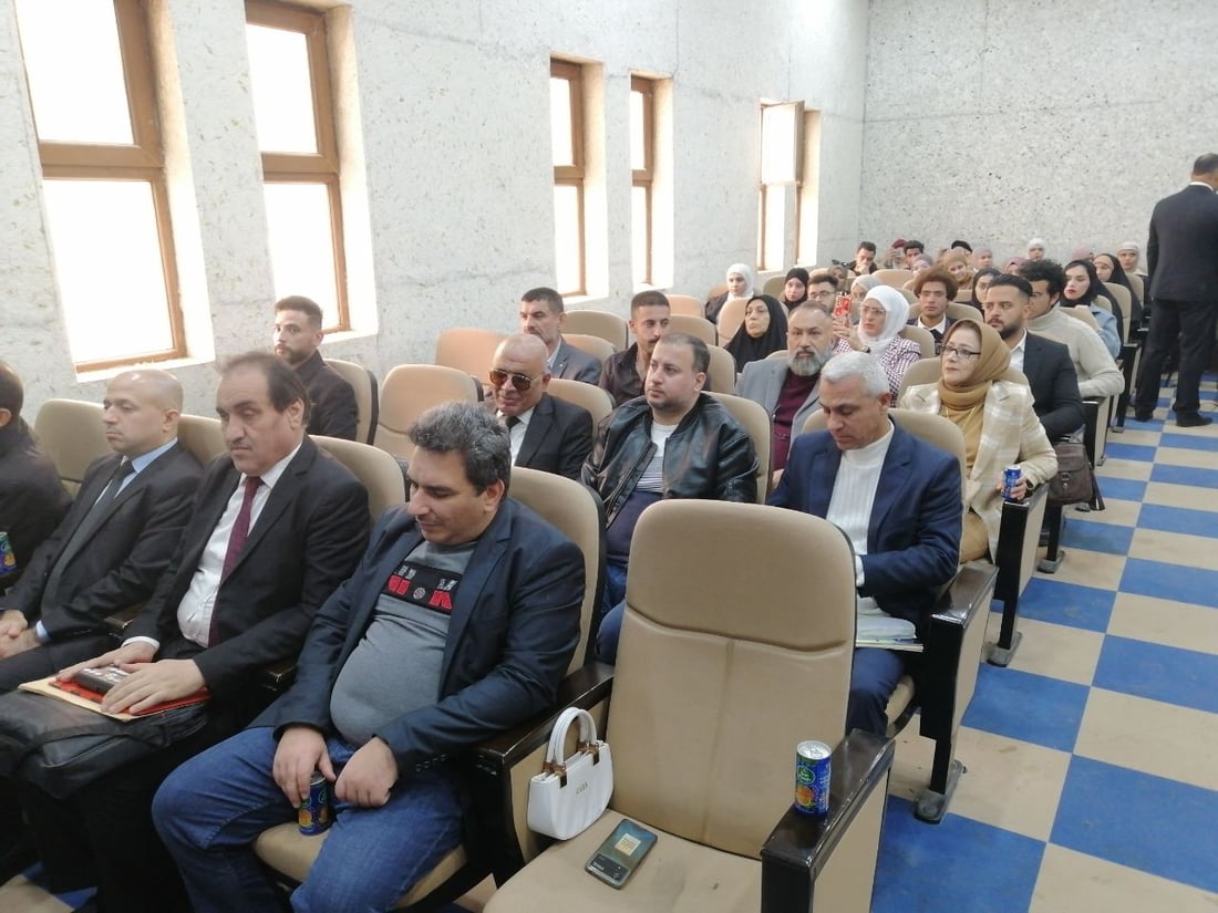 صور: كلية بابل للآداب تدرب المكفوفين القراءة والكتابة.. 3 أيام مع لغة بريل