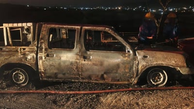 پاسەوانێک بریندار بووە و دوو ئۆتۆمبێل و دوو مۆلیدە سووتان