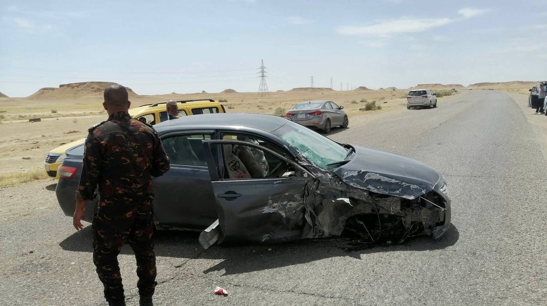 الاجتياز الخاطئ ليس “شطارة”.. حادث ثلاثي عنيف على طريق هيت – حديثة