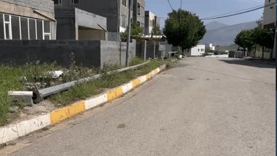 رەشەبا ستوونەکانی کارەبای تەختی زەوی کردووە