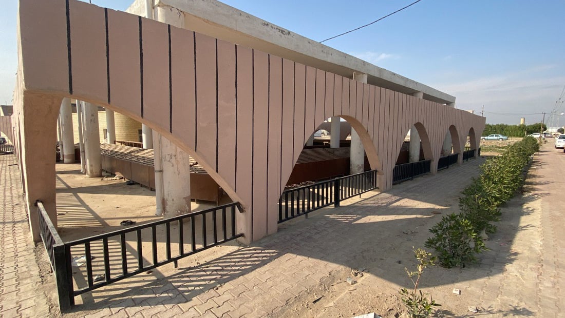 العمارة: السوق الجديد في حي الخضراء يواجه انتقادات كثيرة (صور)