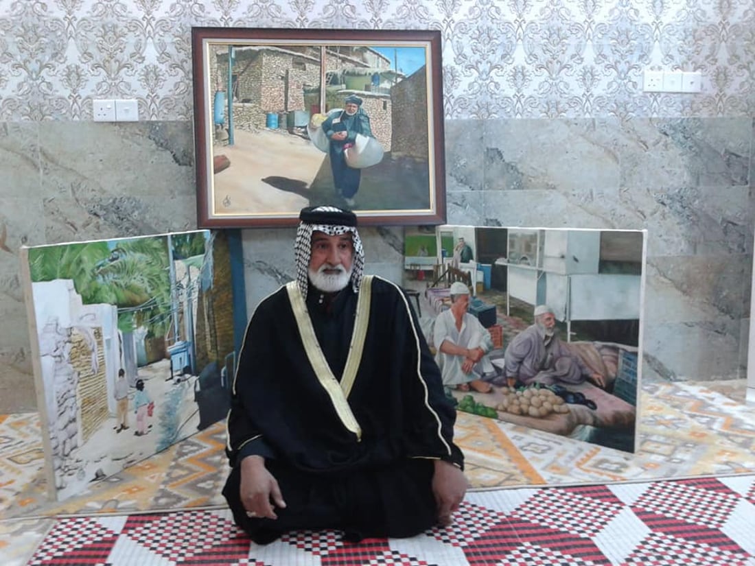 “بالدشداشة والعقال”.. ستيني بموهبة فطرية يُجسّد طبيعة الريف بلوحات عالمية