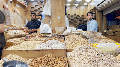 چەرەزاتفرۆشانی بازاڕی شێخەڵای هەولێر پێڕاناگەن