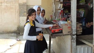 ئاگاداری فرۆشگای ناوەندەکانی خوێندن کراوەتەوە چێکی خواردنەکانیان بکەنەوە