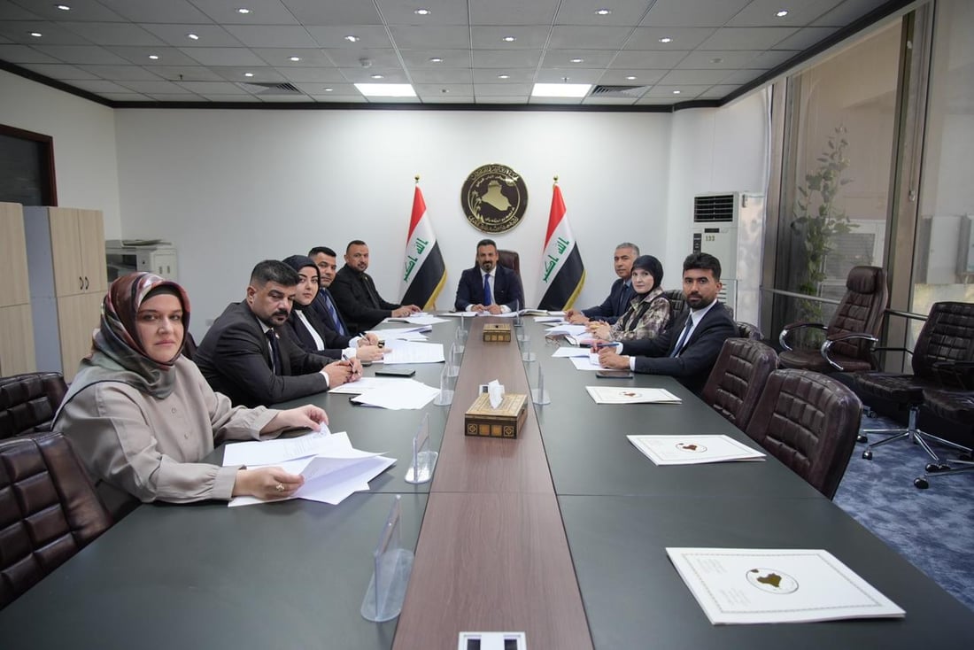 7 أيام فقط.. لجنة نيابية تحذر المحافظين من تجاوز قانون العطل