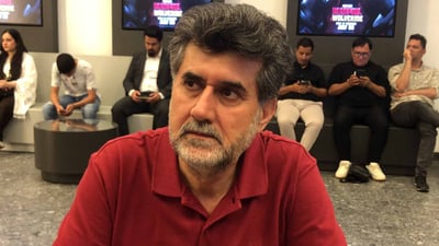 “دوای مەرگی هاوسەرەکەم نەچوومەتەوە بەردەم کامێرا”