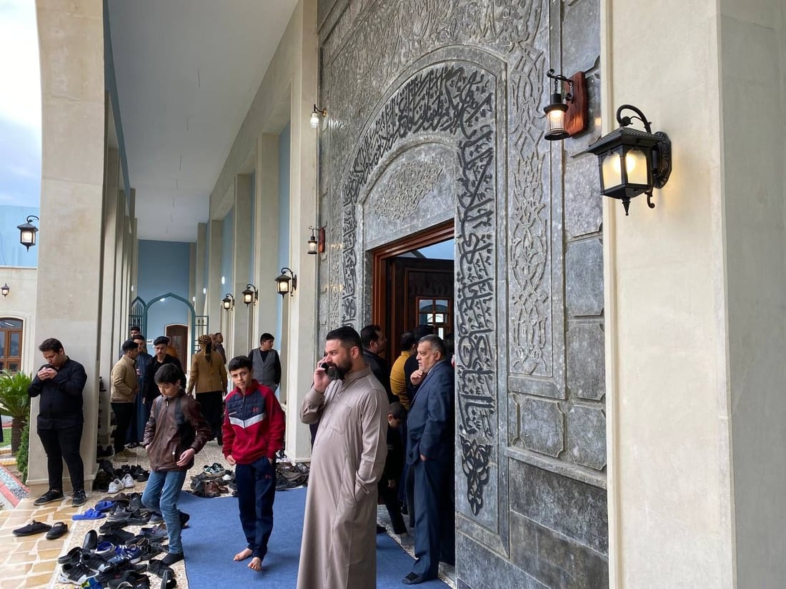 لقطات مؤثرة من إعادة افتتاح جامع “الإمام محسن” بأيمن الموصل