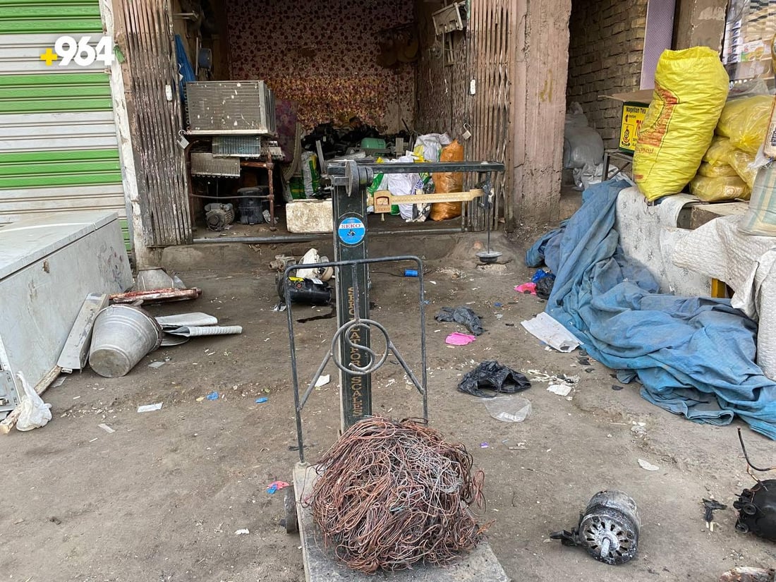 من “العتاگة” إلى بغداد.. الناصرية لا تبوح بكلّ شيء عن تجارة الخردة (صور)