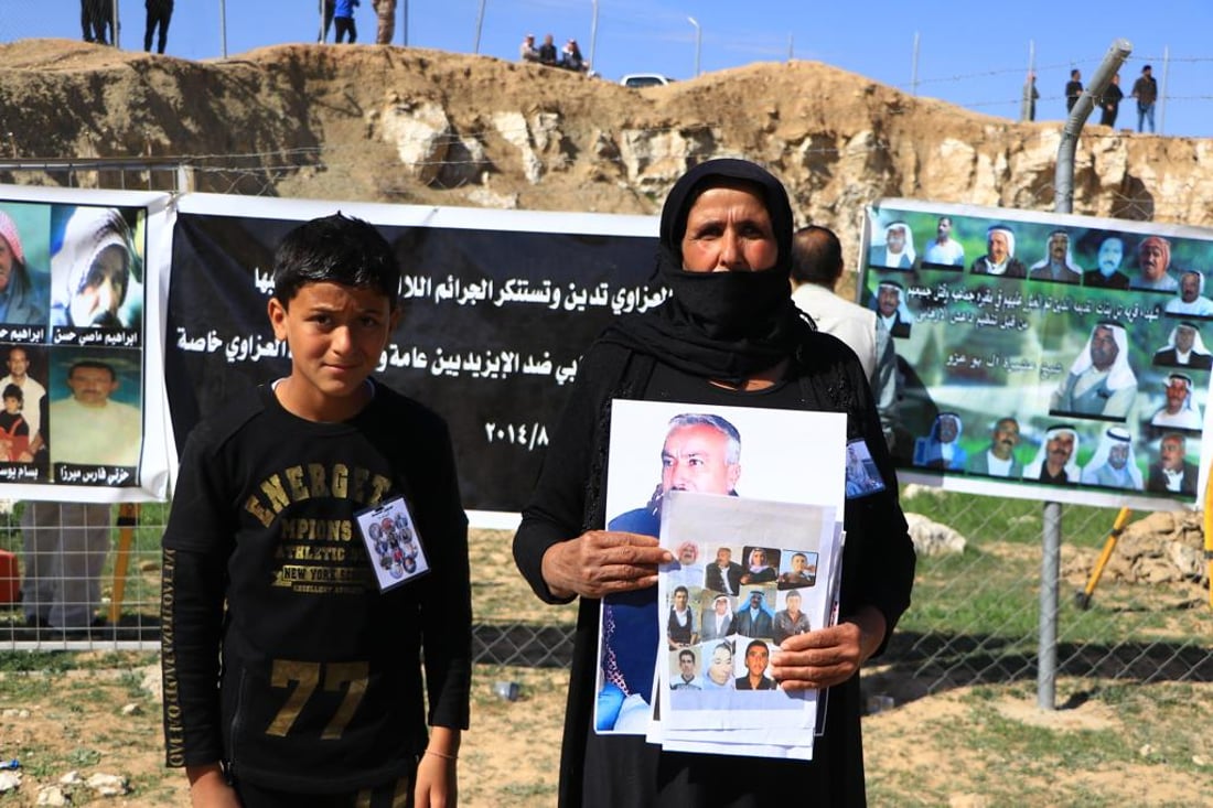 صور: شهادات مروعة من الناجين الإيزيديين خلال فتح مقبرة “زليلة” الجماعية في سنجار