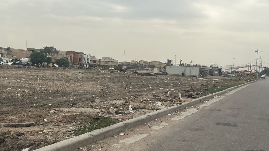 عمارات “السويسري” ستشرف على “عوائلنا” وتحجب الشمس.. الغزالية تهدد بمظاهرة (صور)