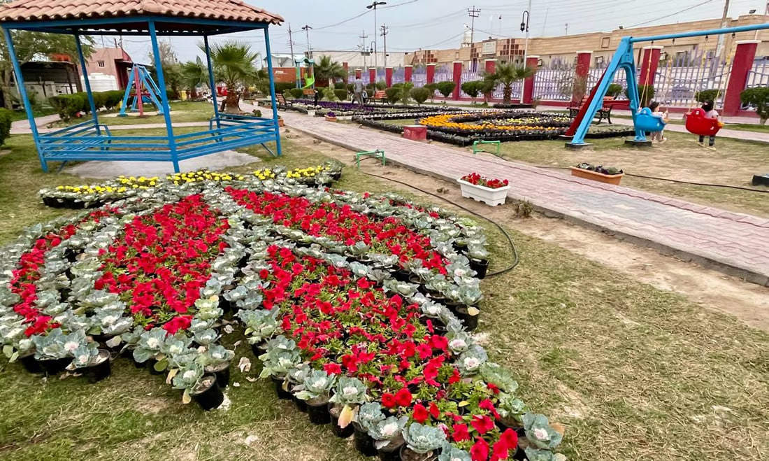 Basra’s city municipality hosts flower exhibition