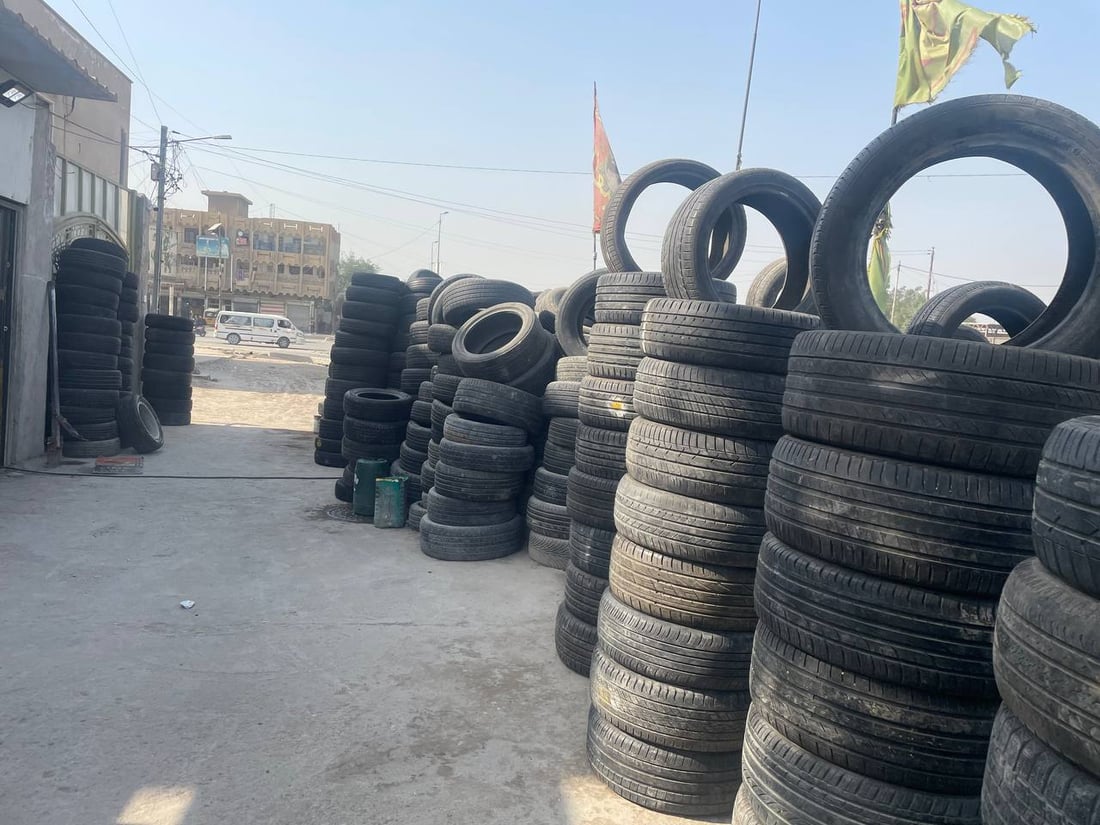 صور: أسرار سوق الإطارات في مدينة الصدر.. “البالة” أفضل من “الصيني الجديد”!