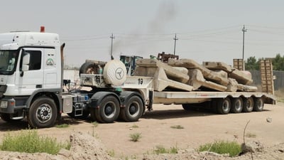 صور: رفع كتل كونكريتية من شوارع بغداد وفتح طريق محاذ لسريع التاجي