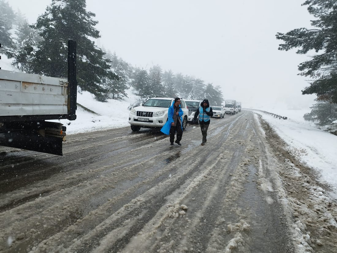 “رێگاکان کراوەن بەڵام تا بۆتان دەکرێ مەچنە دەرەوەی شار”