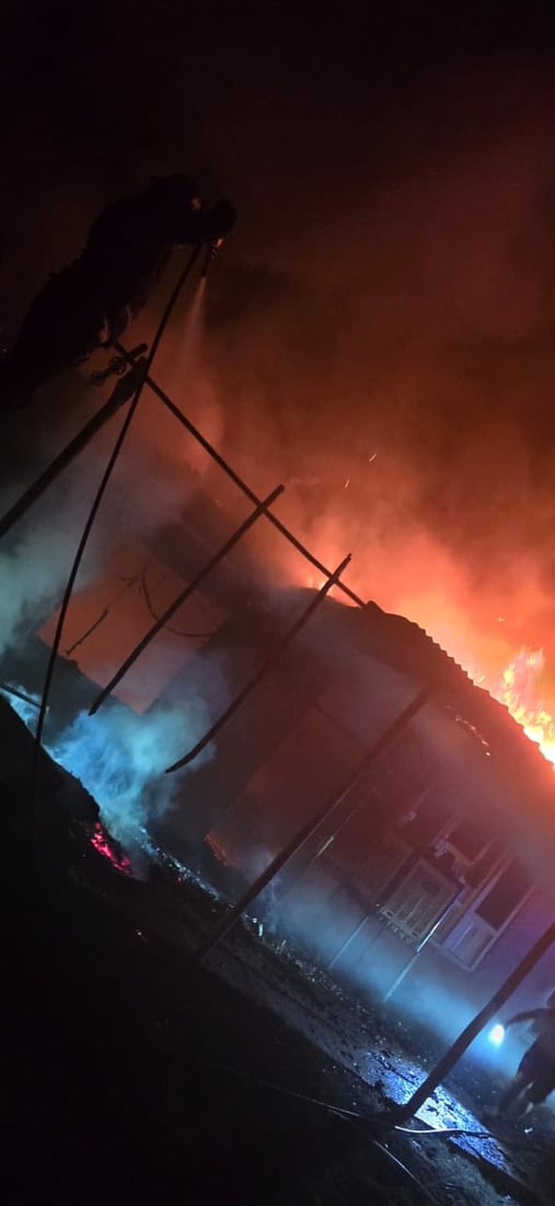 لە قەزای باتیفا خانوویەک سووتا