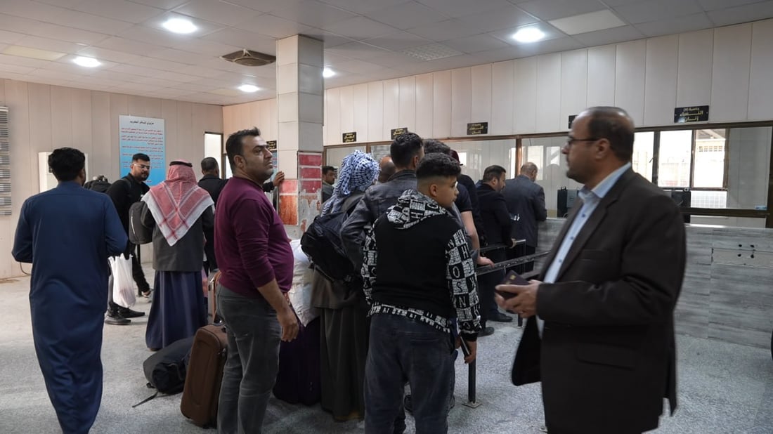 منفذ الشلامجة ازدحم في عطلة العيد.. آلاف المسافرين ومئات الشاحنات يوميا (صور)