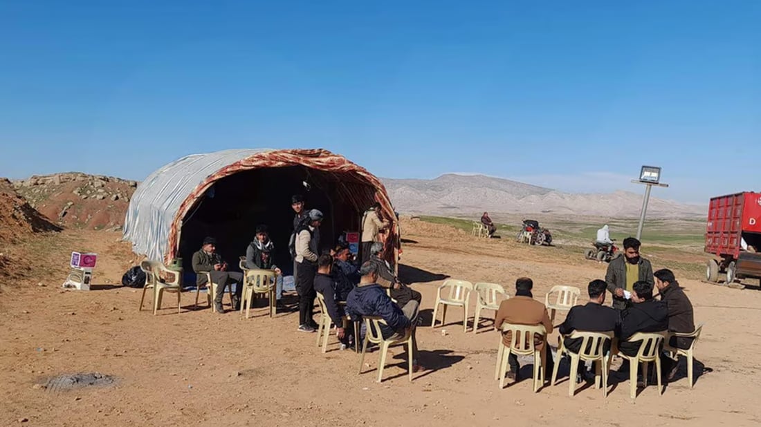 Residents of villages in Taqtaq pressure oil company to reinstate laid-off workers