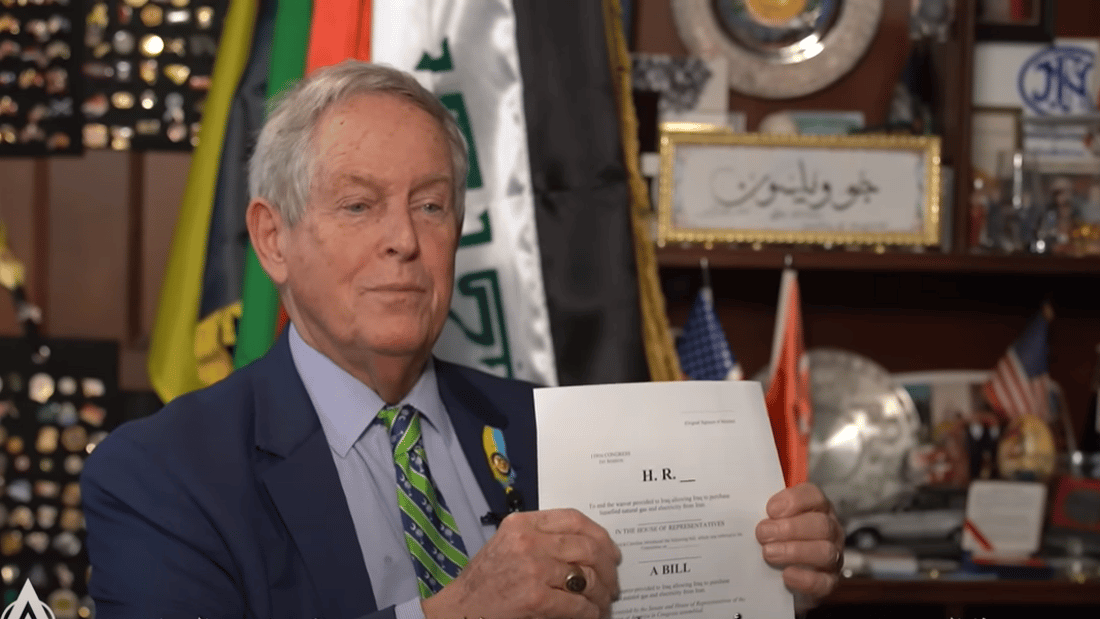 ويلسون يعرض “قانون تحرير العراق من إيران” أمام أحمد البشير (فيديو)