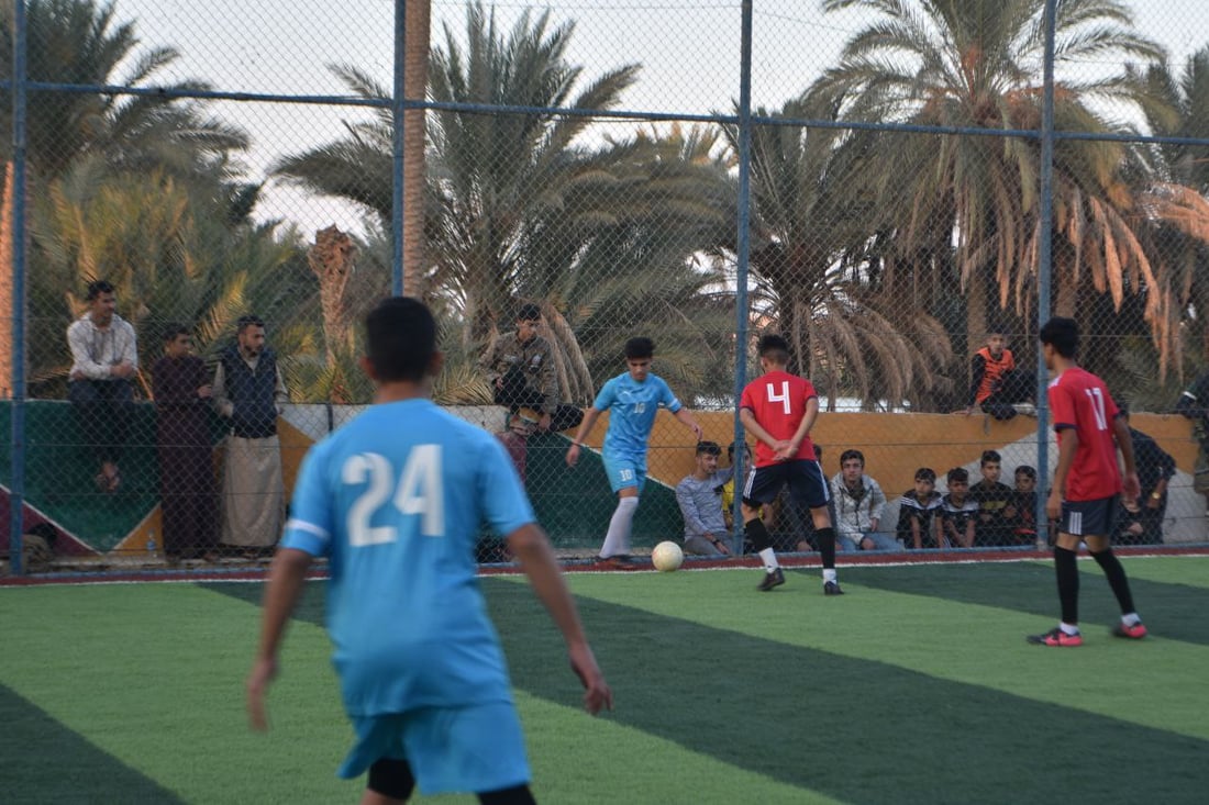 صور: ملاعب الخماسي تكتظ بشُبّان هيت في العطلة الربيعية