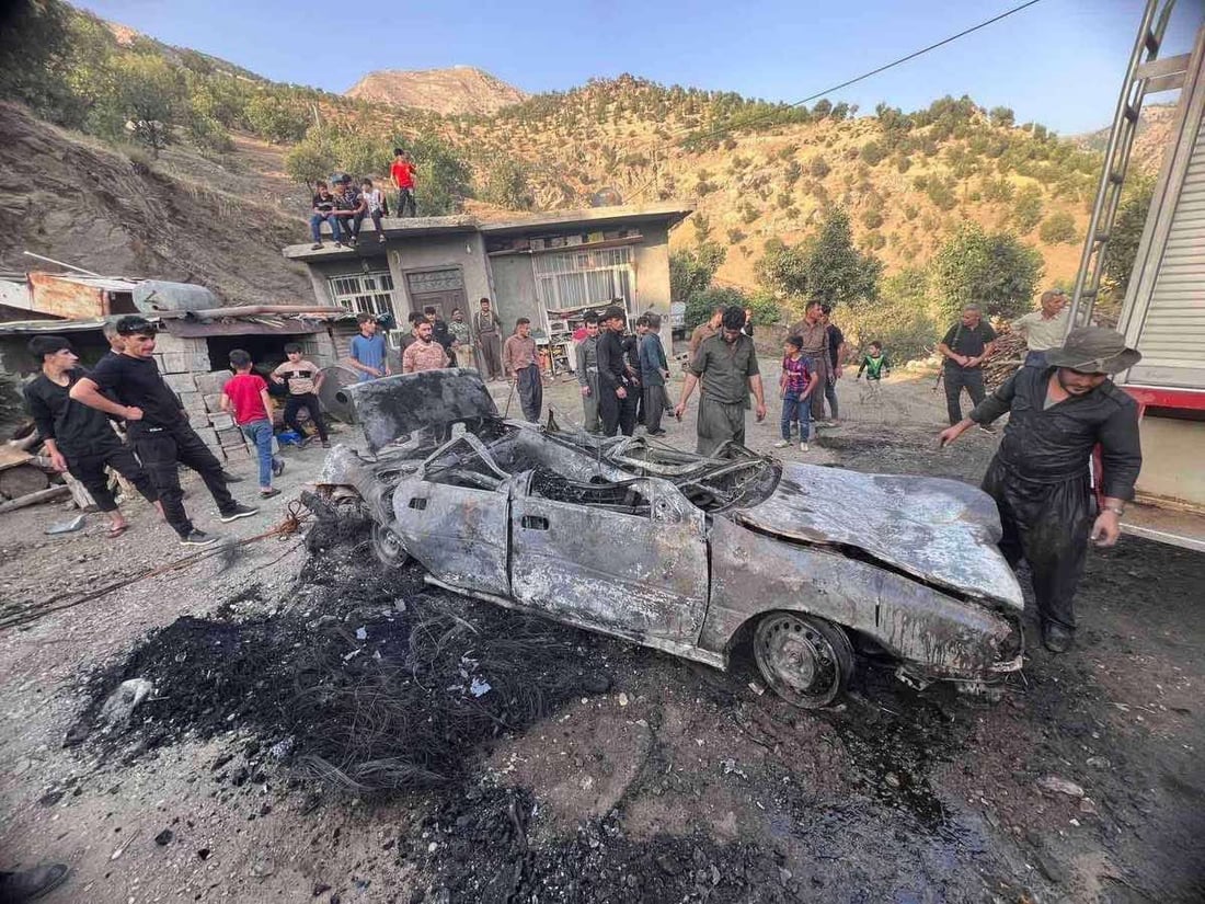 سپرایەک دوو ئۆتۆمبێلی سووتاند