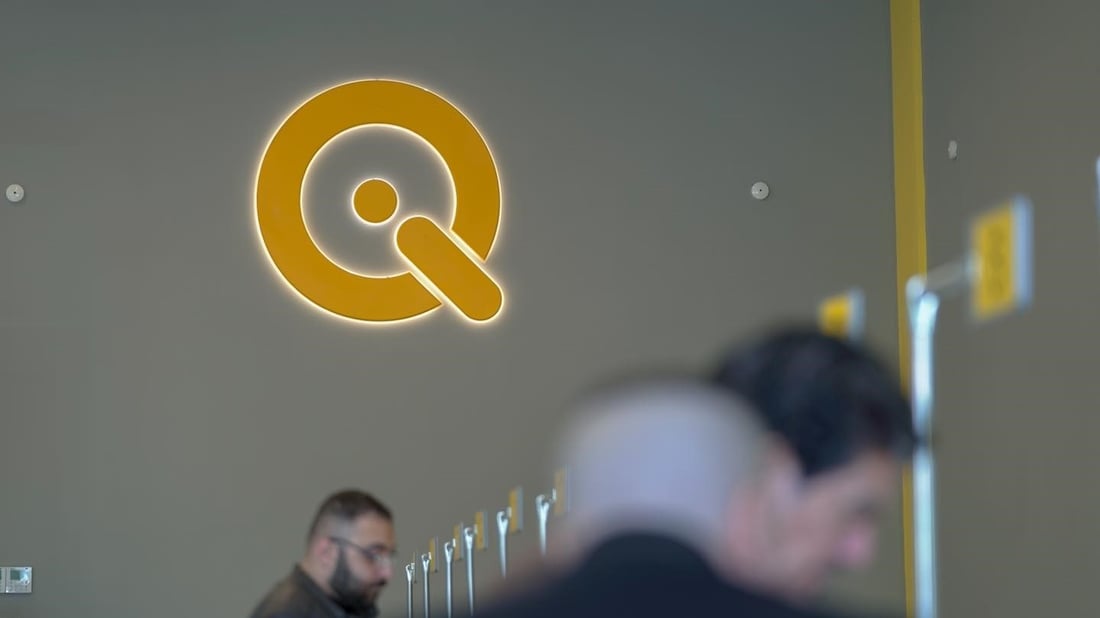 “كي كارد” تطمئن الزبائن: توقف مؤقت في “سوبر كي” والخدمة عادت طبيعية