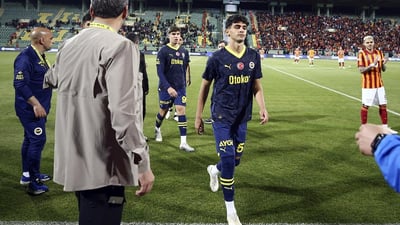 دوێنێ شەو یەکێک لە سەیرترین یارییەکان مێژوو بەڕێوەچوو