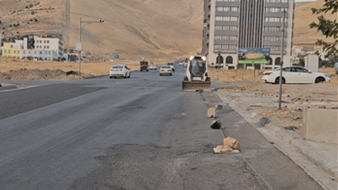 سەرەى بەرد و بلۆک نەما؛ شۆفێران دایان دەنا